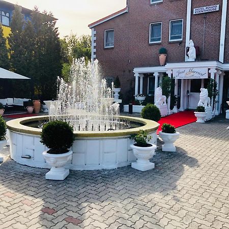 Hotel Bouzid - Laatzen Kültér fotó