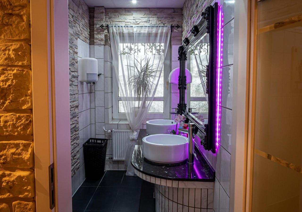 Hotel Bouzid - Laatzen Kültér fotó