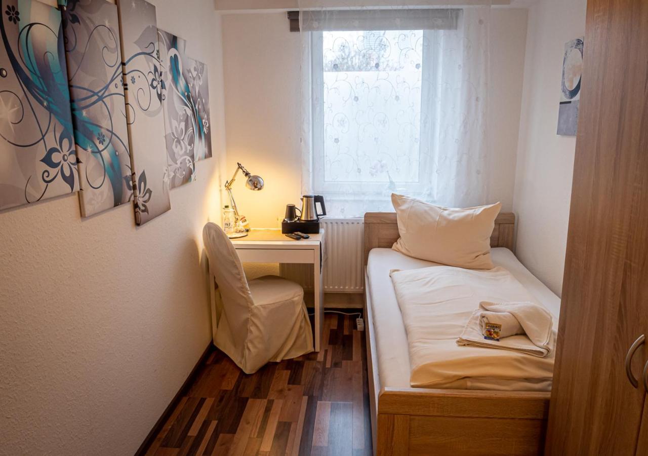 Hotel Bouzid - Laatzen Kültér fotó