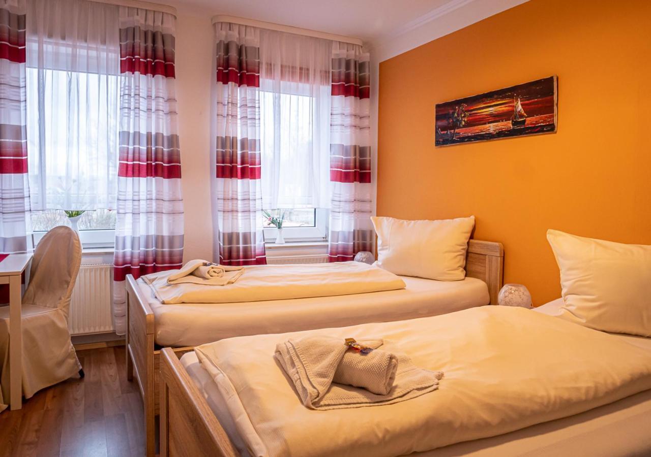 Hotel Bouzid - Laatzen Kültér fotó