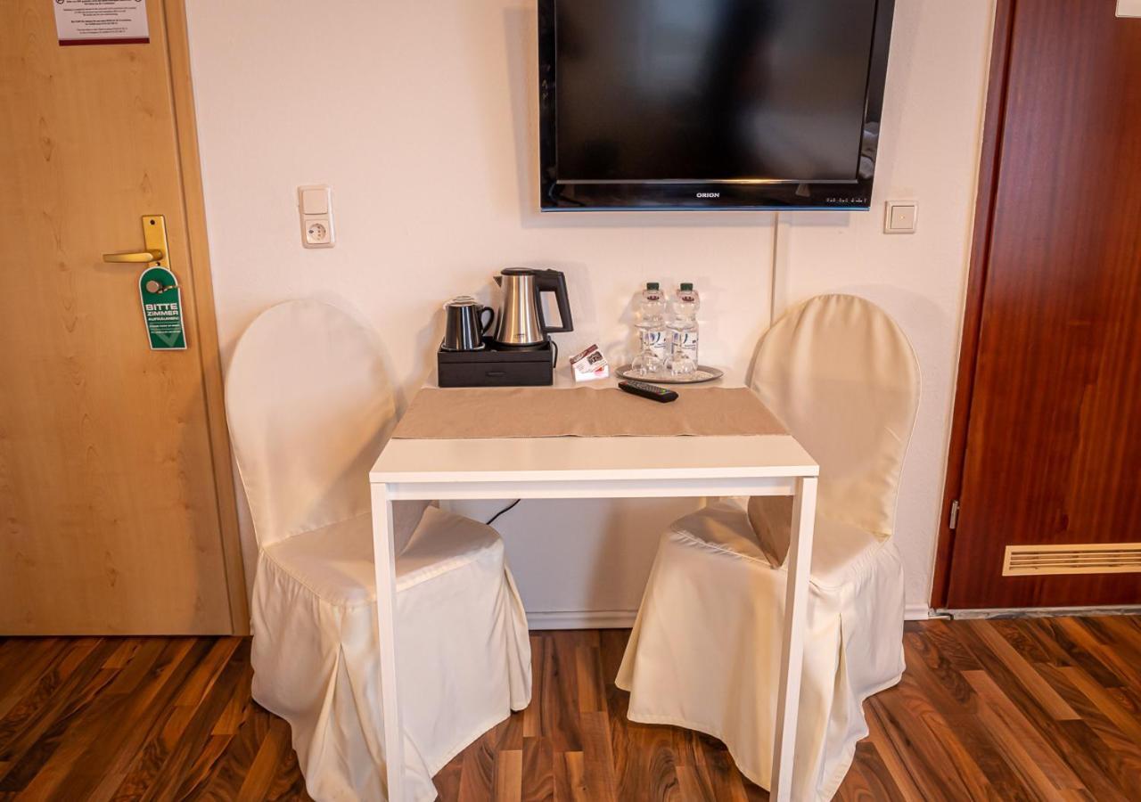 Hotel Bouzid - Laatzen Kültér fotó