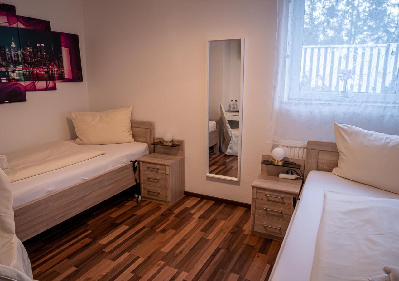 Hotel Bouzid - Laatzen Kültér fotó