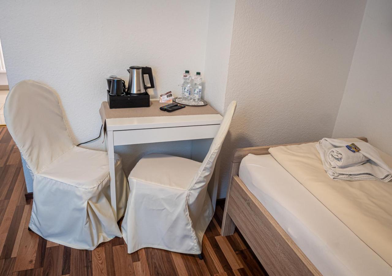 Hotel Bouzid - Laatzen Kültér fotó